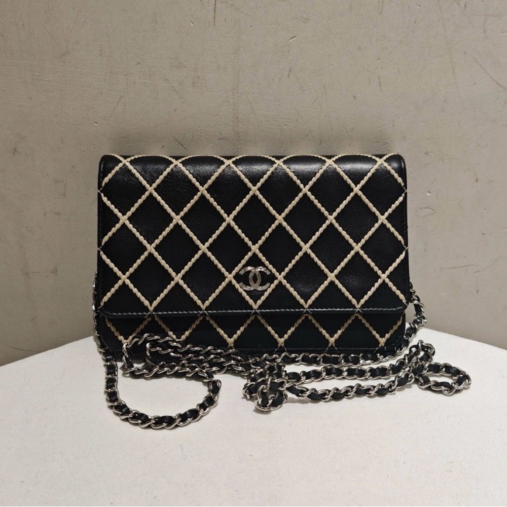 CHANEL Leboy Calfskin Wallet on Chain Black w/ Cream Diamond Stitching Rare EC!